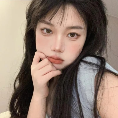 2025必看!超有高级质感的ins风女生头像来袭